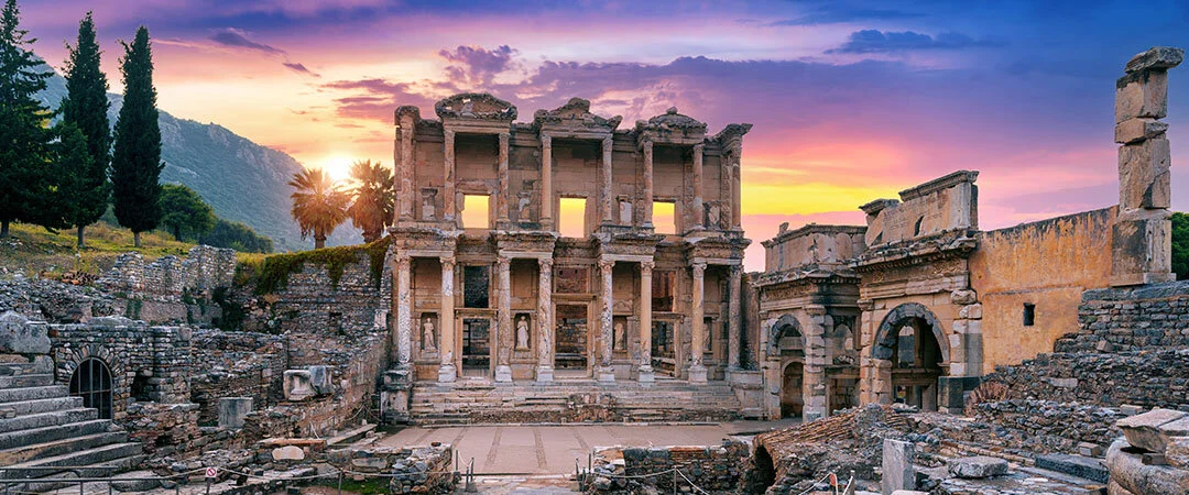 Efes Antik Kenti - Celsus Kütüphanesi